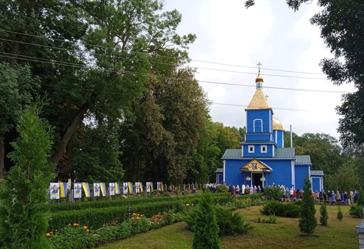 Зі згарища постав …російський імператор