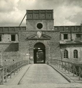 До 500-річчя з дня народження Василя Костянтина Острозького